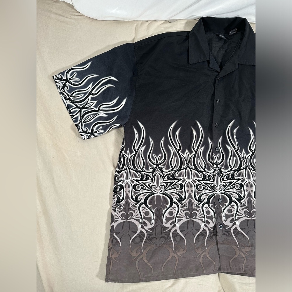 Vintage Amplify Black Flame Button Up Shirt X-Large Y2K Baggy Summer - Picture 8 of 11